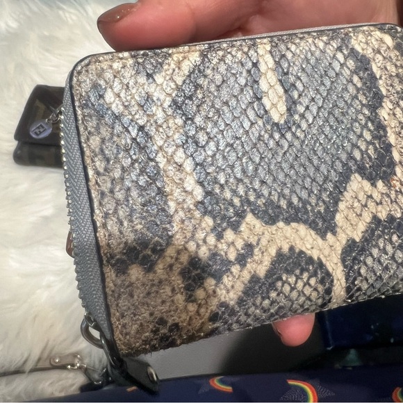 coach small wallet - Picture 8 of 12